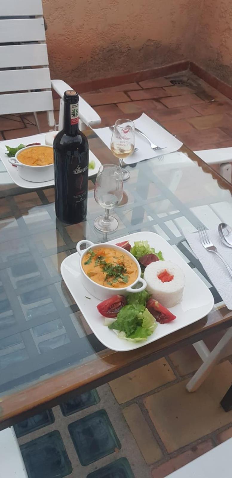 Bed And Breakfast Chez L'Habitant มาร์กเซย ภายนอก รูปภาพ
