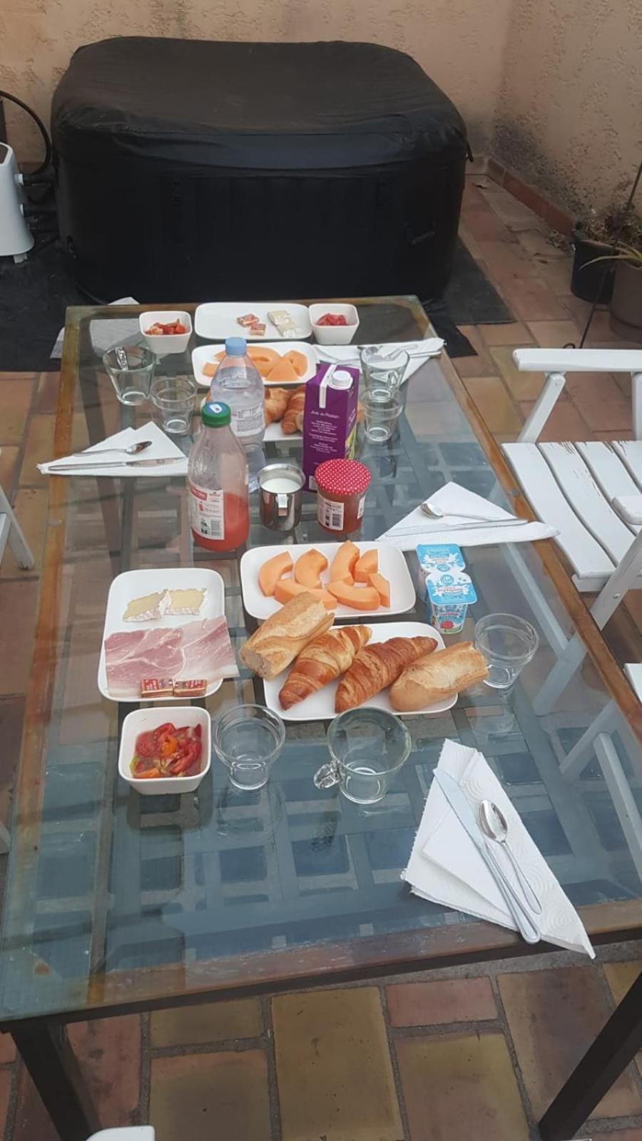 Bed And Breakfast Chez L'Habitant มาร์กเซย ภายนอก รูปภาพ