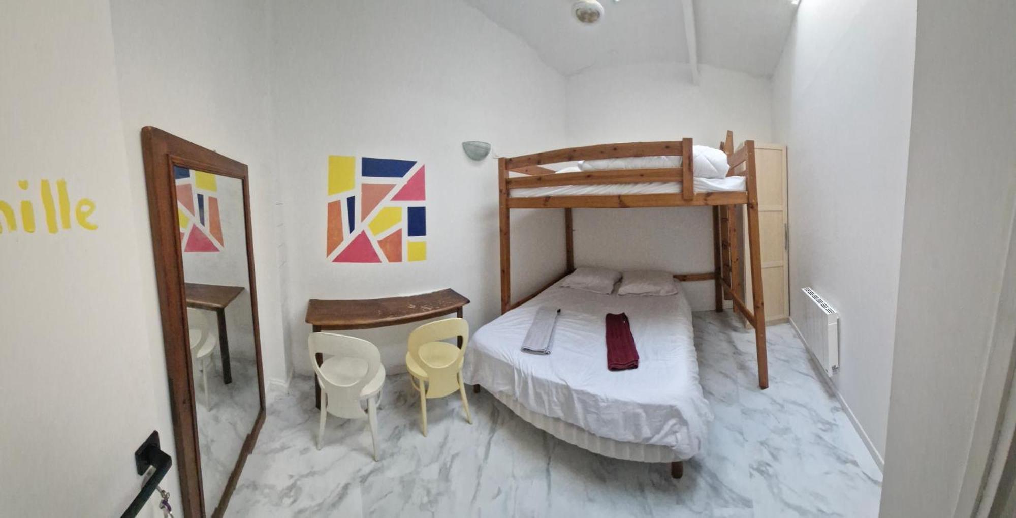Bed And Breakfast Chez L'Habitant มาร์กเซย ภายนอก รูปภาพ